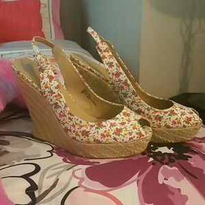 Sexy floral high wedge